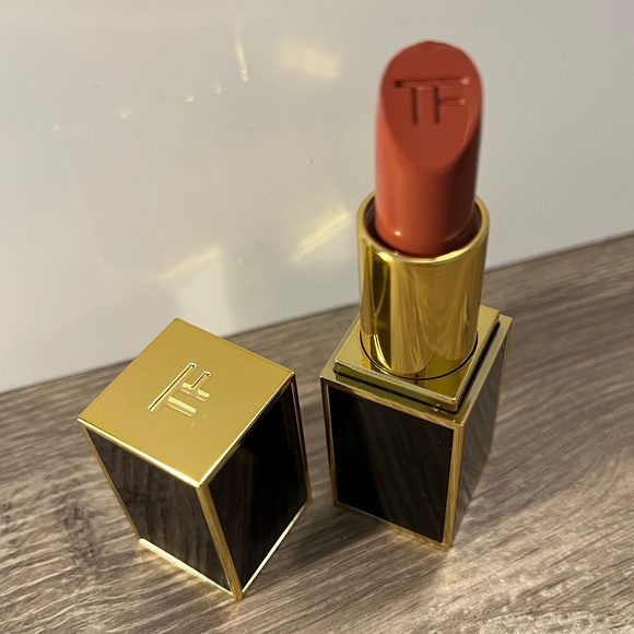 TOM FORD Lip Color in N4 Neutral Party *LE*